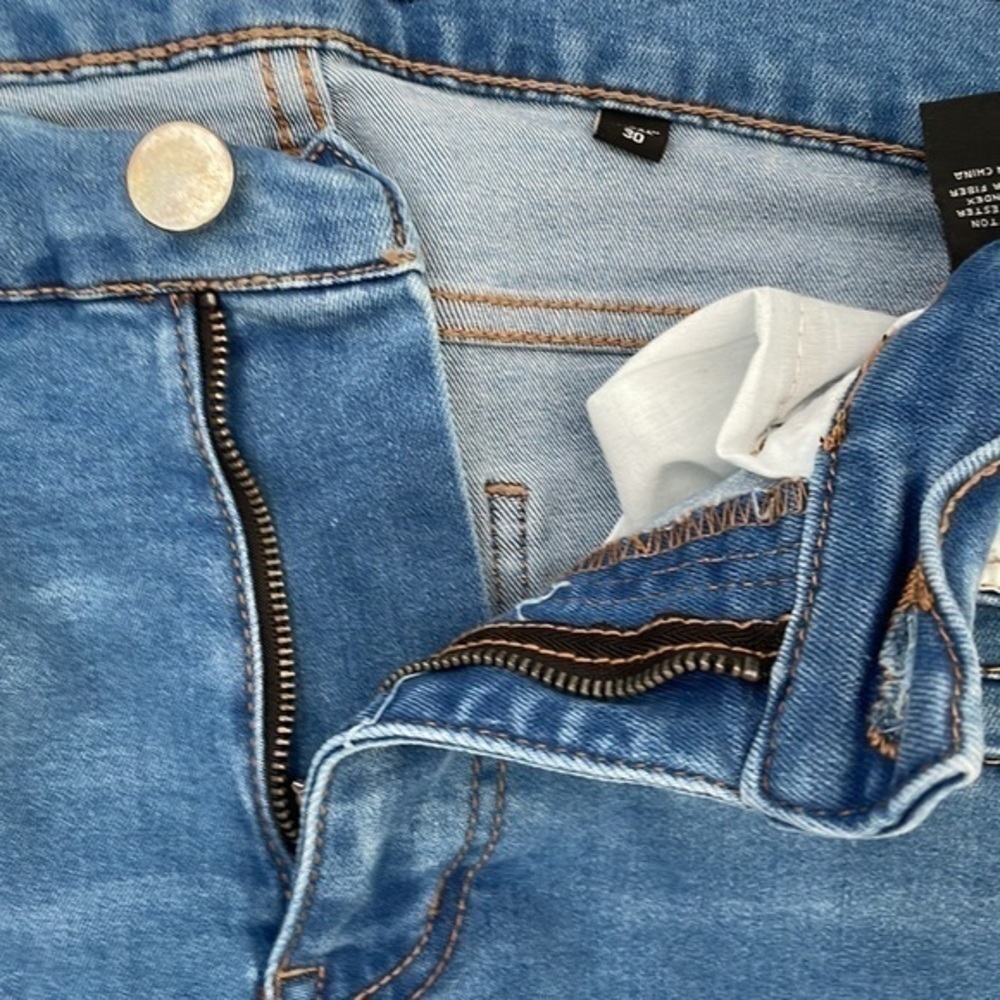 Fashion Nova Skinny Jeans - Picture 6 of 10